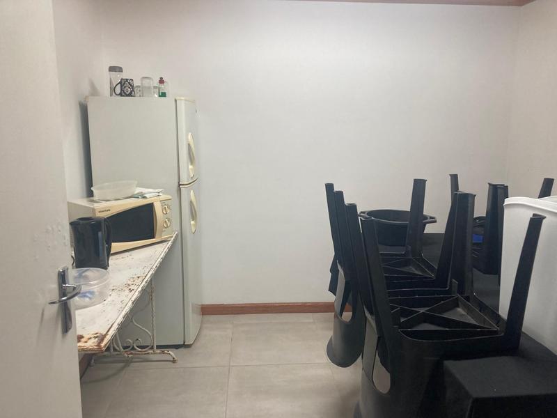 To Let Commercial Property for Rent in Newton Park Eastern Cape